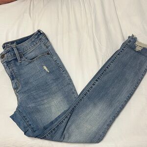 Universal Thread Distressed Blue Skinny Jeans
